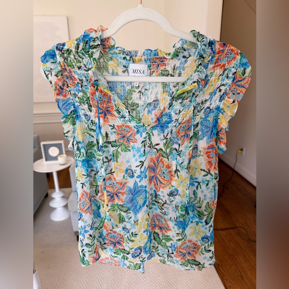 Misa Los Angeles Floral Ruffle Sleeve Top - Multicolor, size small, never worn